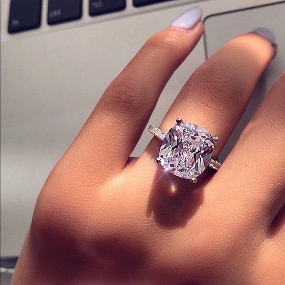 Sterling Silver Ring - Picture 5 of 8